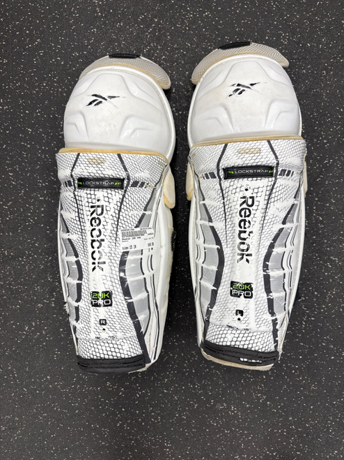 Vist Large View of Product Image Which is Used Reebok 20K PRO Senior Shin Guards 15"