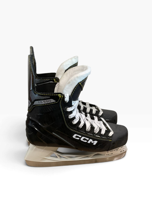 Vist Large View of Product Image Which is Used CCM TACKS AS 550 Junior Hockey Skate Junior 05