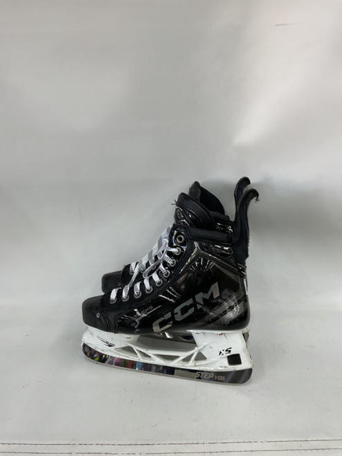 Vist Large View of Product Image Which is Used CCM TACKS XF Junior Hockey Skate Junior 04