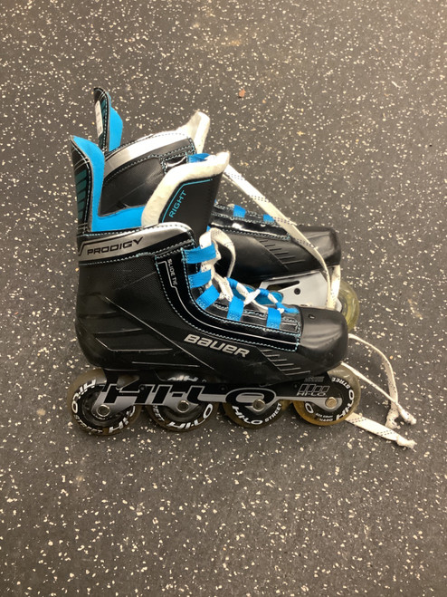 Vist Large View of Product Image Which is Used Bauer PRODIGY Junior Rec Fitness Skates Black Junior 02