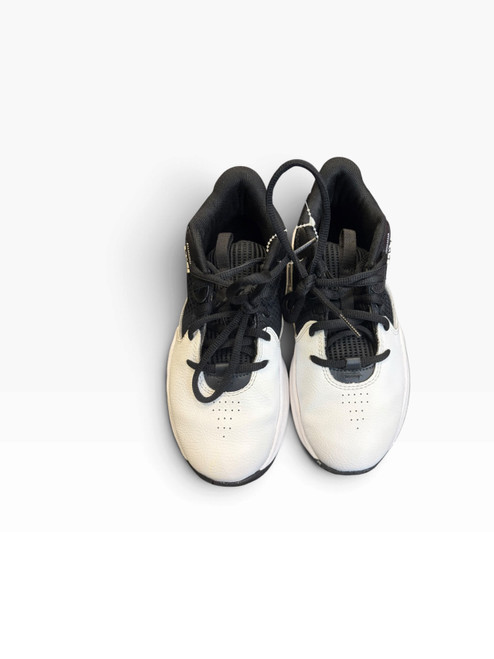 Vist Large View of Product Image Which is Used Under Armour Basketball Shoes Y White Junior 03