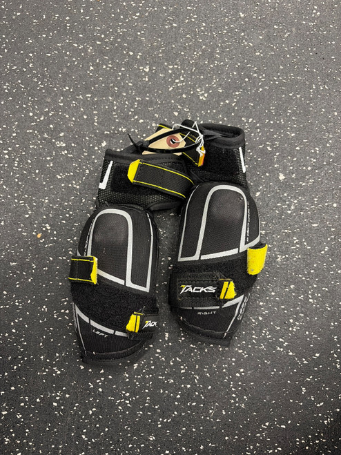 Vist Large View of Product Image Which is Used CCM TACKS 9550 Junior Elbow Pads SM