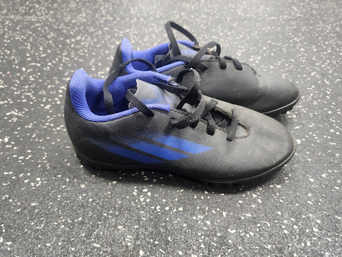 Vist Large View of Product Image Which is Used Adidas Soccer Turf Shoes Black Junior 02.5