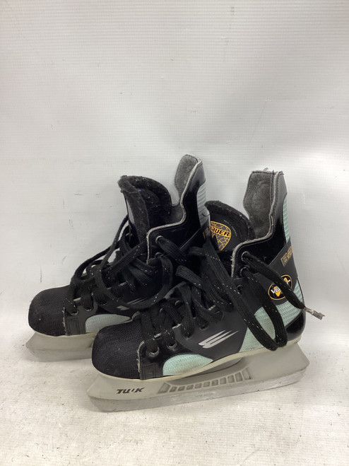 Vist Large View of Product Image Which is Used Bauer VAPOR SKATES Senior Hockey Skate Senior 5.5