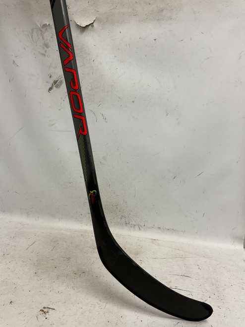 Vist Large View of Product Image Which is Used Bauer VAPOR FLYLITE Senior One Piece Right Black And Red 77 Flex