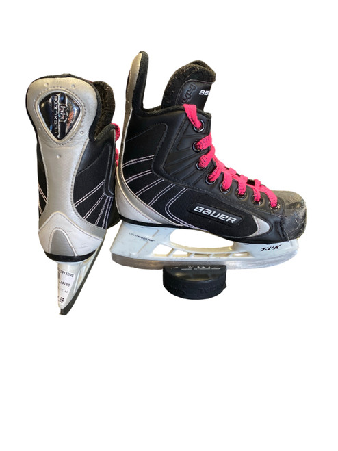 Vist Large View of Product Image Which is Used Bauer FLEXLITE 44 Youth Hockey Skate Youth 12.0