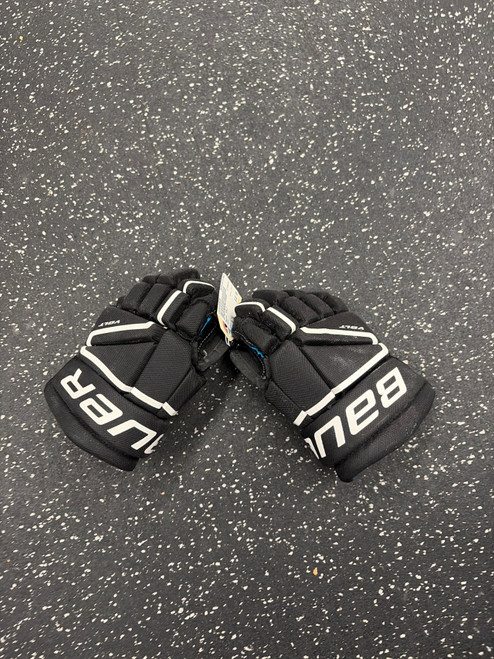 Vist Large View of Product Image Which is Used Bauer VOLT Youth Gloves Black 9"