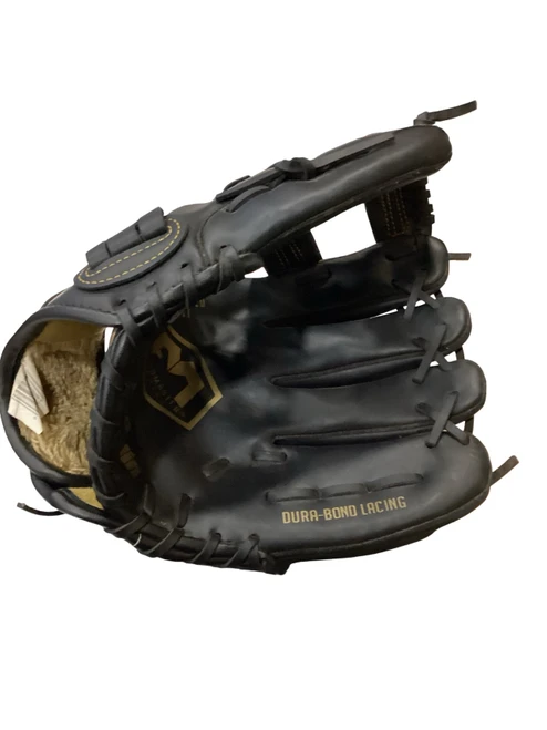 Vist Large View of Product Image Which is Used Franklin FIELDMASTER BB/SB Glove RH Throw Black 11"