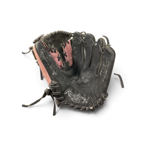 Vist Large View of Product Image Which is Used Rawlings PP11BP Baseball/Softball Glove 11" Right Hand Throw Black And Pink, palm view
