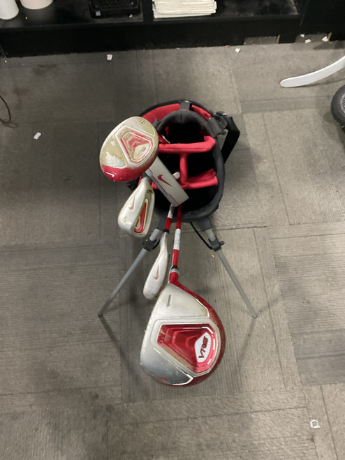 Vist Large View of Product Image Which is Used Nike VRS 5 JR PIECE SET Jr Package Set RH Red 5 Piece