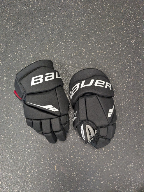Vist Large View of Product Image Which is Used Bauer LIL SPORT Junior Gloves Black 12"