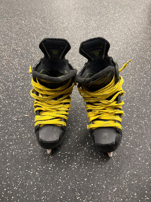 Vist Large View of Product Image Which is Used CCM RIBCOR80K Intermediate Hockey Skate Intermediate 4.5