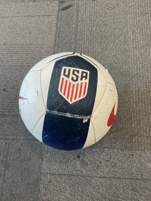 Vist Large View of Product Image Which is Used Nike USA SOCCER BALL All Size Soccer Ball White 5