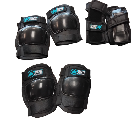 Vist Large View of Product Image Which is Used MAPLE SKATEBOARDS Inline Protective Set Black Youth