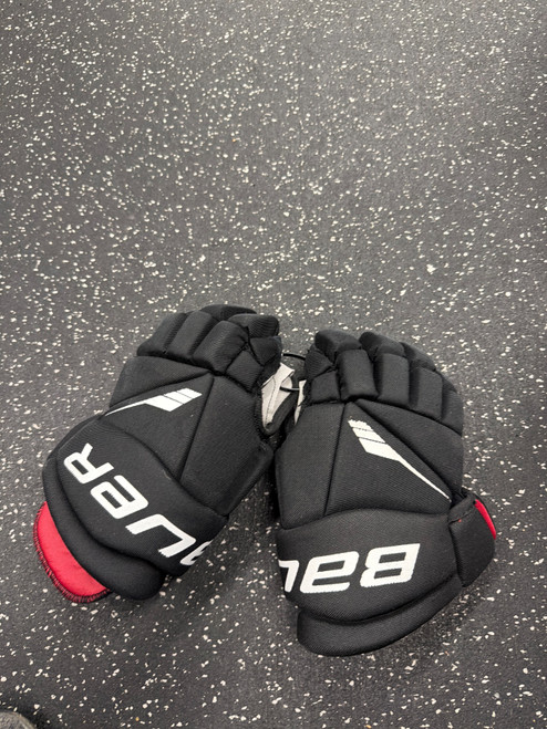 Vist Large View of Product Image Which is Used Bauer LIL SPORT Junior Gloves Black 11"