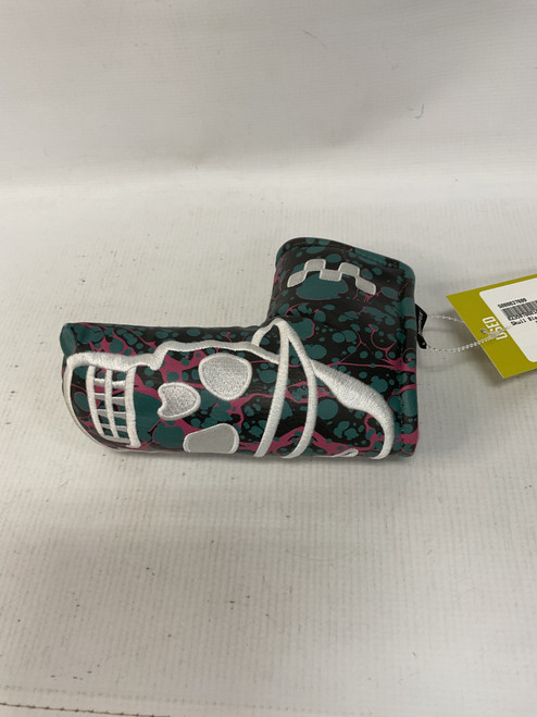 Vist Large View of Product Image Which is Used DEVEREUX HEAD COVER Golf Accessory