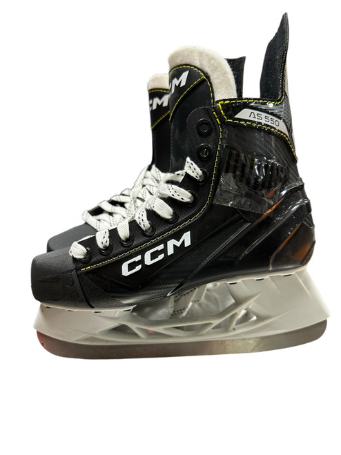 Vist Large View of Product Image Which is Used CCM AS 550 Junior Hockey Skate Junior 05