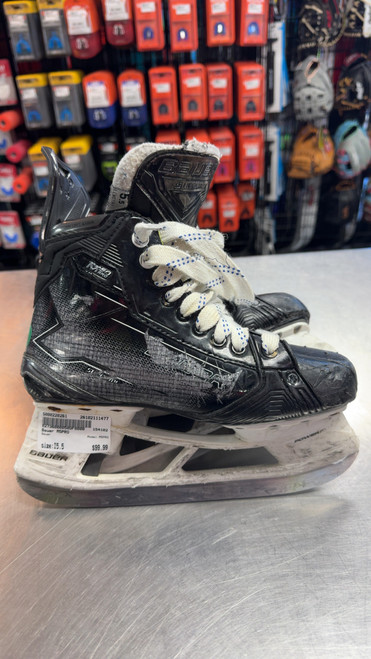 Vist Large View of Product Image Which is Used Bauer M5PRO Intermediate Hockey Skate Intermediate 5.5
