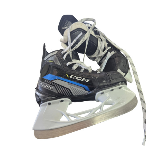 Vist Large View of Product Image Which is Used CCM TACKS AS 580 SKATES SZ12Y Youth Hockey Skate Youth 12.0