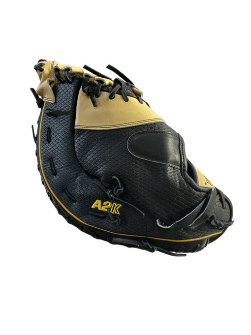 Vist Large View of Product Image Which is Used Wilson A2K BB/SB First Base RH Throw 12 1/2"