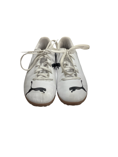 Vist Large View of Product Image Which is Used Puma Soccer Indoor Shoes White Junior 04
