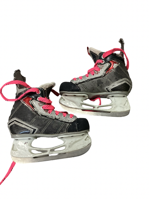 Vist Large View of Product Image Which is Used Easton STEALTH S17 Youth Hockey Skate Youth 13.0