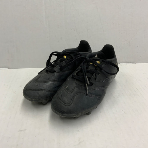 Vist Large View of Product Image Which is Used Adidas Soccer Cleats Black Junior 03