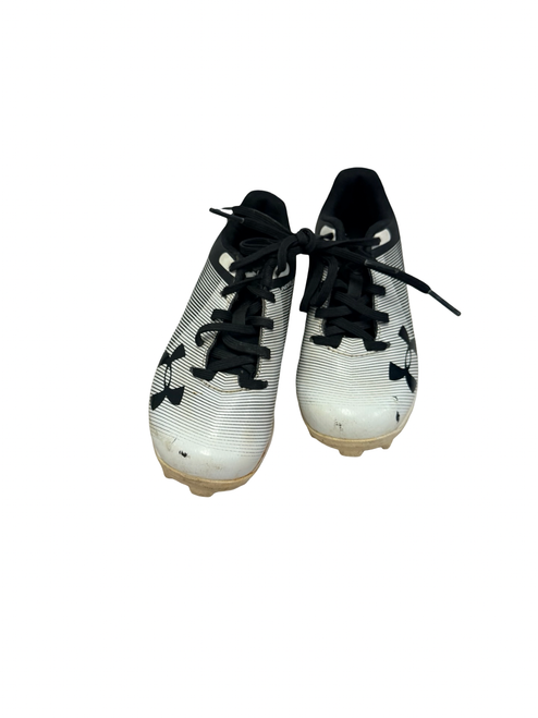 Vist Large View of Product Image Which is Used Under Armour Leadoff Low RM 1297316-011 Baseball Cleats White Youth 10.0