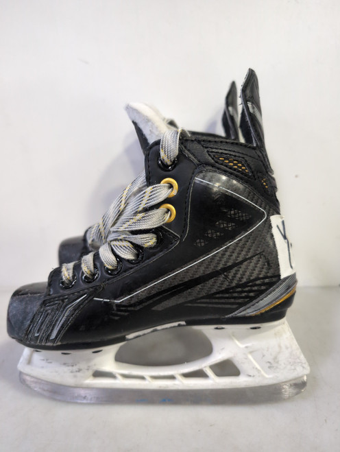 Vist Large View of Product Image Which is Used Bauer SUP 160 Youth Hockey Skate Youth 11.0