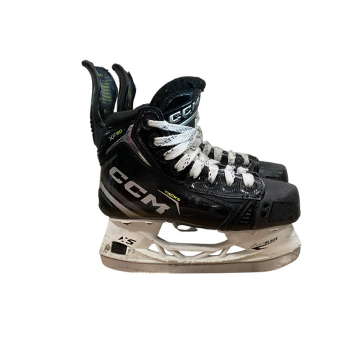 Vist Large View of Product Image Which is Used CCM TACKS XF80 Junior Hockey Skate Junior 01.5