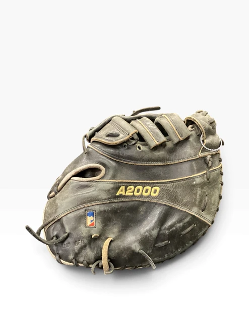 Vist Large View of Product Image Which is Used Wilson A2000 PRO STOCK BB/SB First Base LH Throw Black 13"