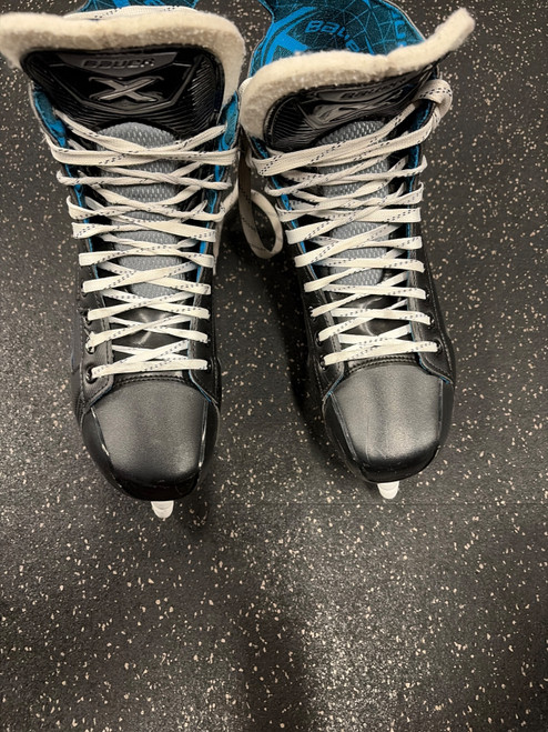 Vist Large View of Product Image Which is Used Bauer X Senior Hockey Skate Senior 10.5