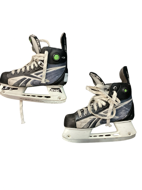 Vist Large View of Product Image Which is Used Reebok 5K Intermediate Hockey Skate Intermediate 4.5