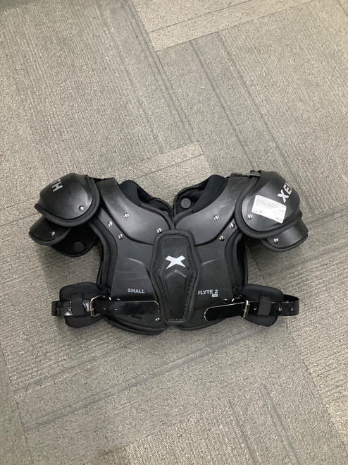 Vist Large View of Product Image Which is Used Xenith FLYTE 2 FB Shoulder Pads Black SM