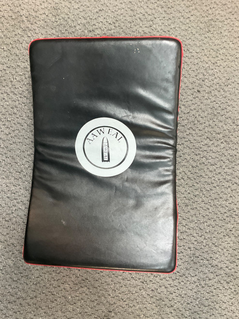 Vist Large View of Product Image Which is Used Martial Arts Blocking Pad MD