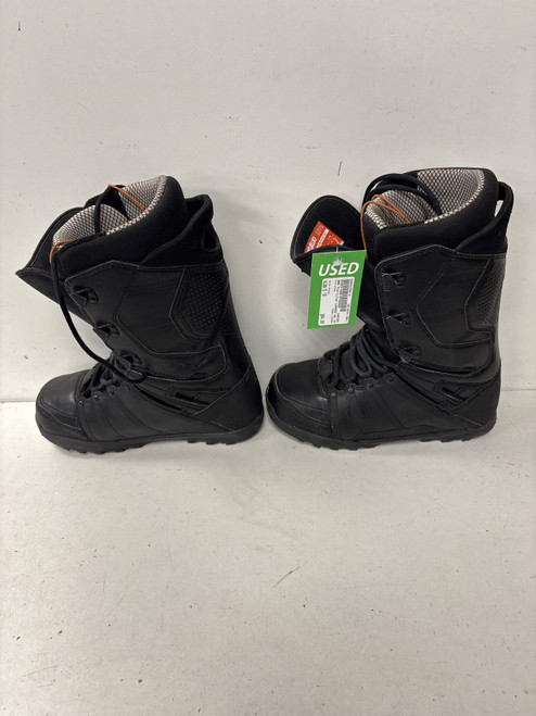 Vist Large View of Product Image Which is Used ThirtyTwo LASHED Mens Snowboard Boots Black Senior 10