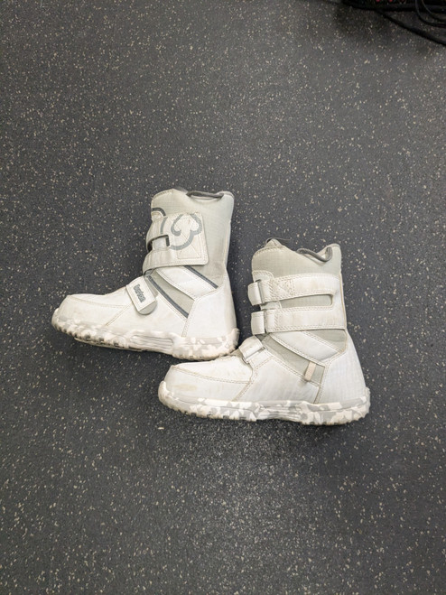 Vist Large View of Product Image Which is Used Burton BOOT Boys Snowboard Boots White Junior 05
