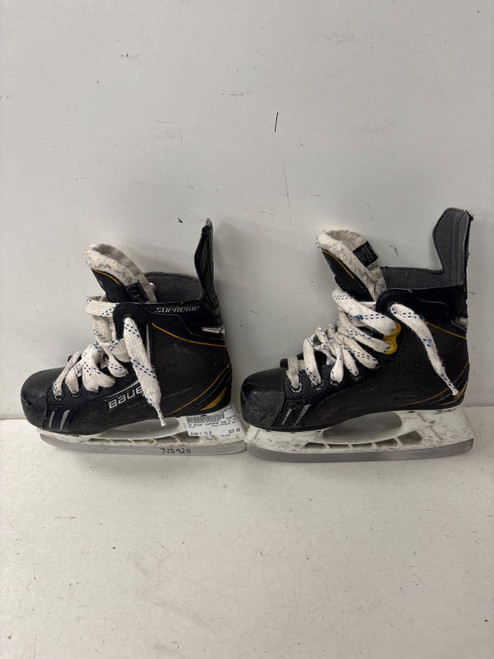 Vist Large View of Product Image Which is Used Bauer SUPREME ONE.6 Youth Hockey Skate Youth 13.0