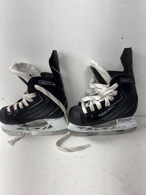 Vist Large View of Product Image Which is Used CCM RIB XT Youth Hockey Skate Youth 08.0