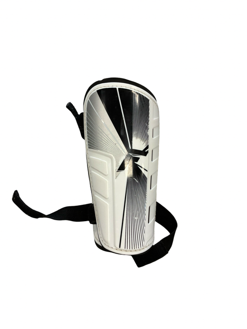 Vist Large View of Product Image Which is Used Soccer Shin Guards Junior None Junior
