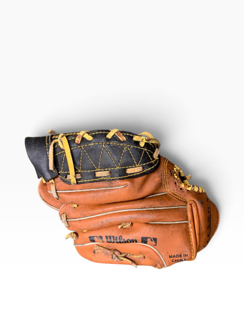 Vist Large View of Product Image Which is Used Wilson T BALL BB/SB Glove RH Throw Brown 9 1/2"