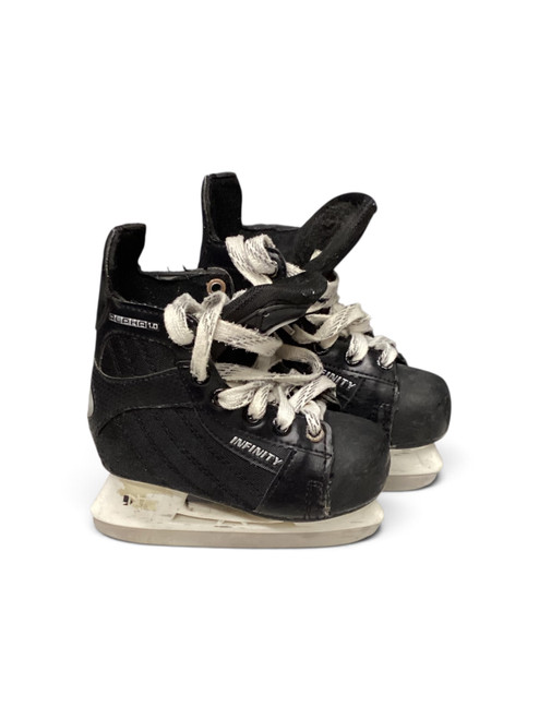 Vist Large View of Product Image Which is Used Itech ALPHA 1.0 Youth Hockey Skate Youth 10.0