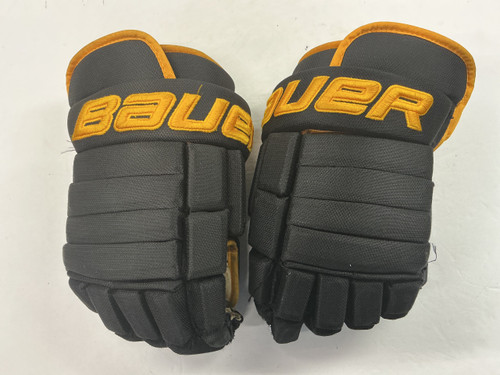 Vist Large View of Product Image Which is Used Bauer VAPOR PRO Senior Gloves Black And Gold 15"