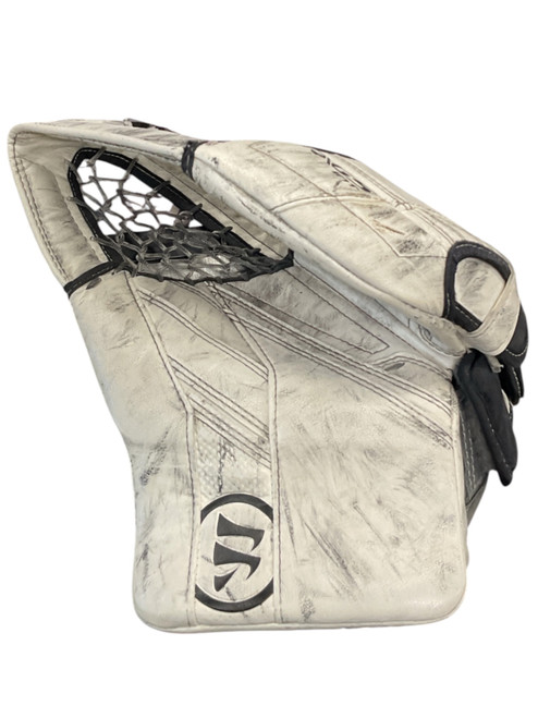 Vist Large View of Product Image Which is Used Warrior R/G5 Senior Goalie Catcher White