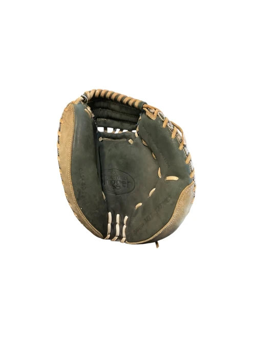 Vist Large View of Product Image Which is Used Louisville Slugger SELECT OMAHA BB/SB Catchers RH Throw Black 30"