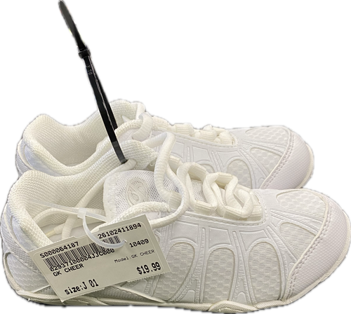 Vist Large View of Product Image Which is Used GK CHEER Running/X-Train Shoes Y Junior 01