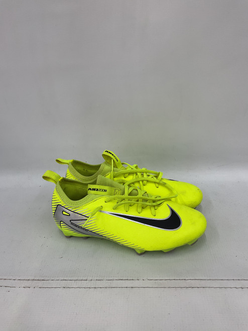Vist Large View of Product Image Which is Used Nike Soccer Cleats Yellow Junior 05.5