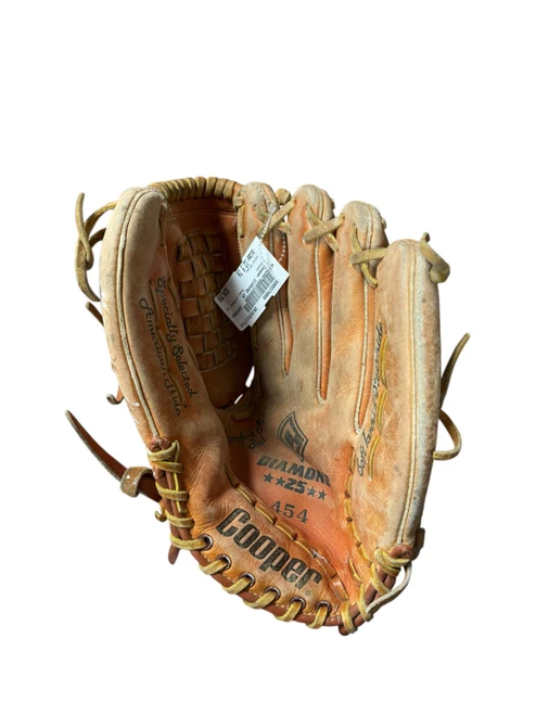 Vist Large View of Product Image Which is Used Cooper DIAMOND 25 BB/SB Glove RH Throw Brown 12 1/2"