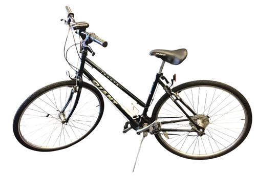 Vist Large View of Product Image Which is Used Giant INNOVA Hybrid/City Bike Womens Black 53-55cm - MD Frame