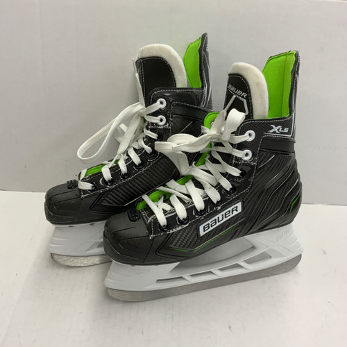 Vist Large View of Product Image Which is Used Bauer XLS Junior Hockey Skate Junior 03